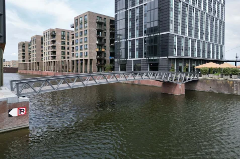 Brücke 2052
