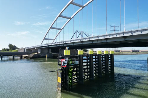 Schiffsleitwerk Hartelkanaal, Rotterdam