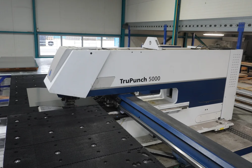 TRUMPF Ponsmachine