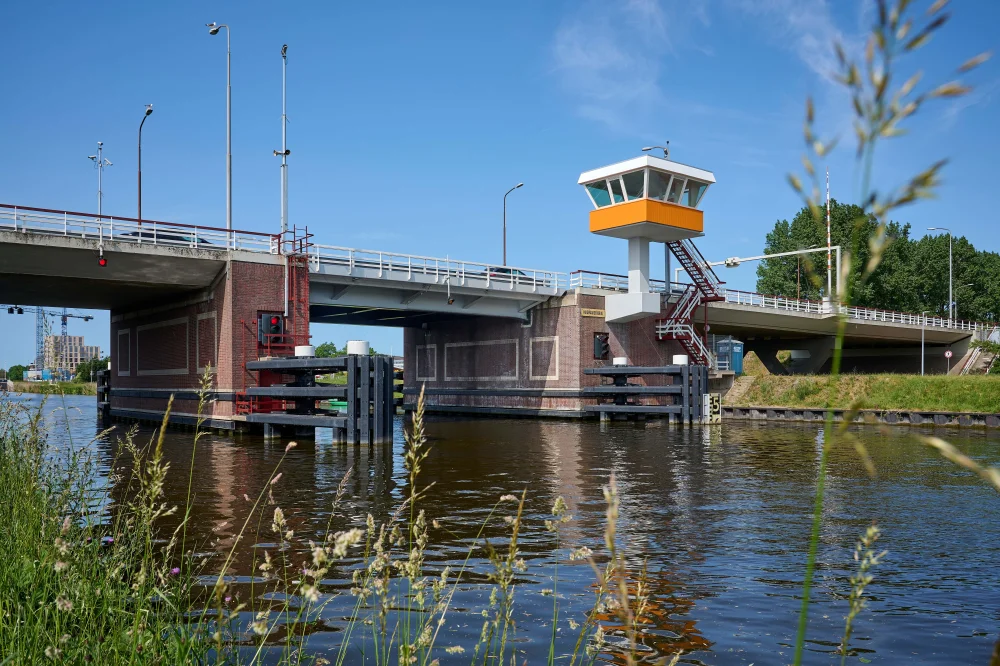 Huiswaarderbrug, Alkmaar