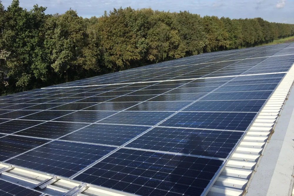 600,000 kWh of energy per year