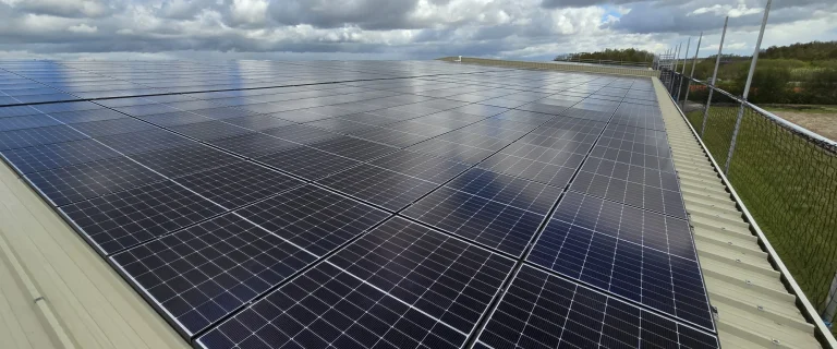Zonnepanelen  Broer B.V. in Creil 
